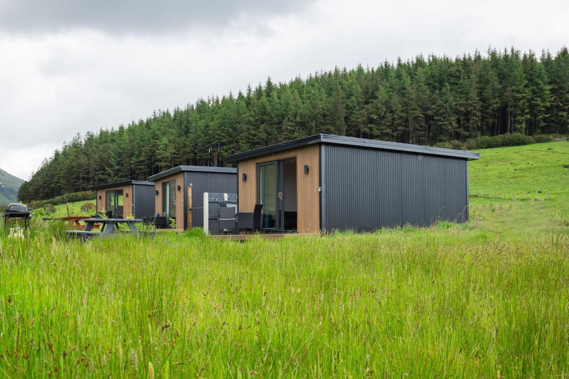 Hotel Oakwood Glamping Mourne Mountains Moyad Exterior foto